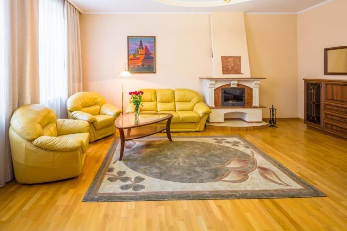 Do Lvova Central Apartments Exterior foto